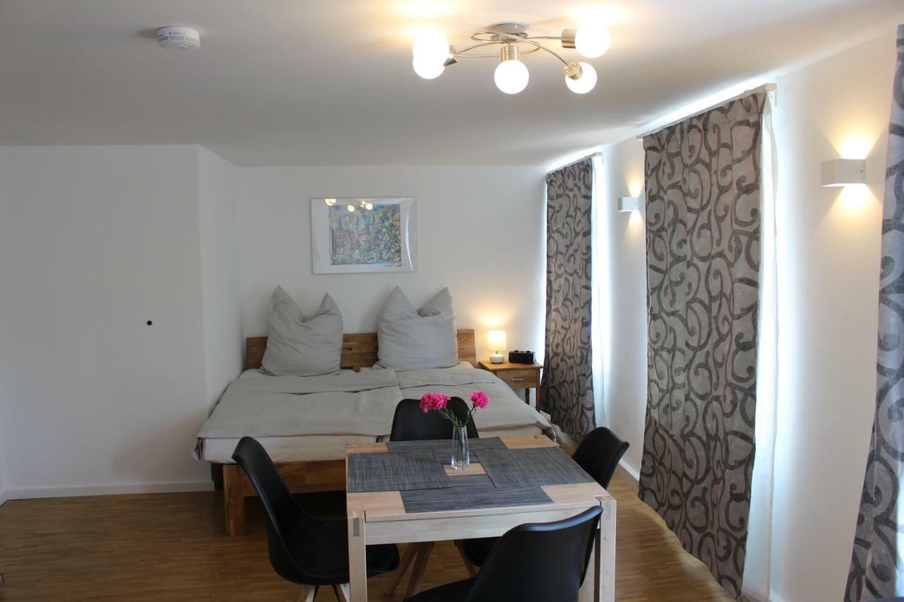 Inside Apartments Шпаєр Екстер'єр фото